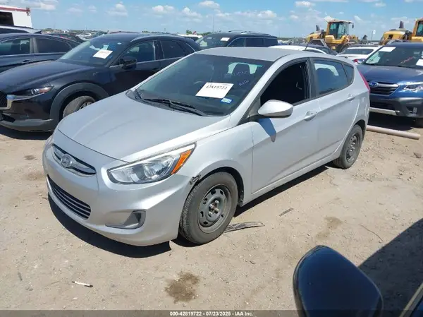 KMHCT5AE0GU274020 2016 HYUNDAI ACCENT - Image 2