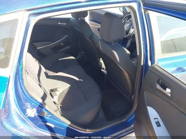 KMHCT5AE0GU275233 2016 HYUNDAI ACCENT - Image 8