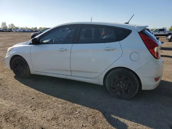 KMHCT5AE0GU275300 2016 HYUNDAI ACCENT - Image 2