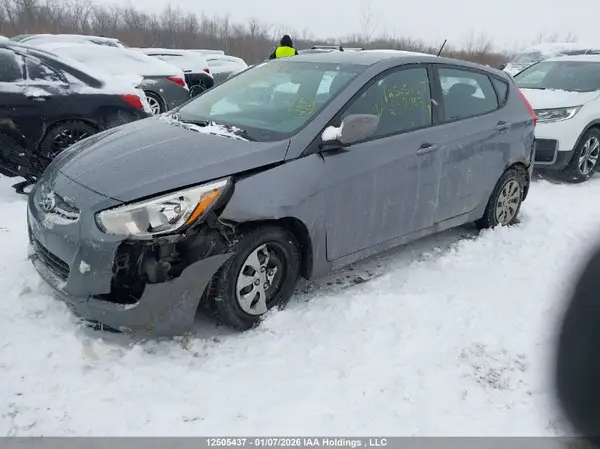 KMHCT5AE0GU297457 2016 HYUNDAI ACCENT - Image 2