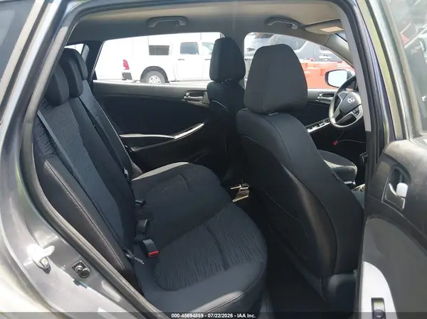 KMHCT5AE0HU301296 2017 HYUNDAI ACCENT - Image 8
