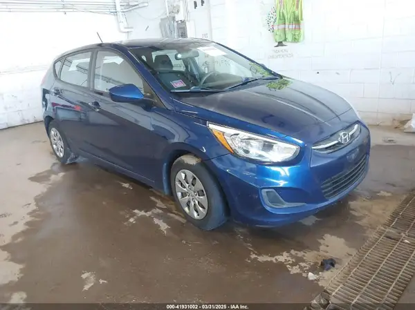 KMHCT5AE0HU306403 2017 HYUNDAI ACCENT - Image 1