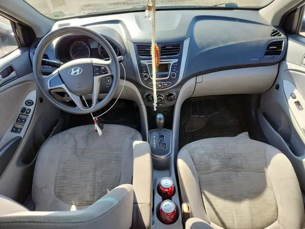 KMHCT5AE0HU307566 2017 HYUNDAI ACCENT - Image 8