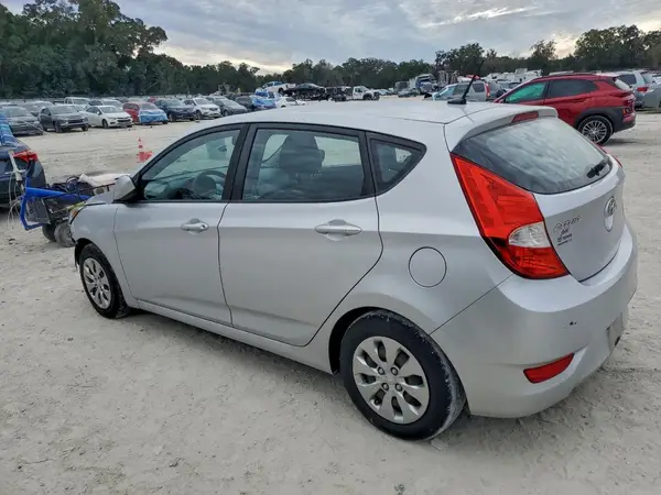 KMHCT5AE0HU312377 2017 HYUNDAI ACCENT - Image 2
