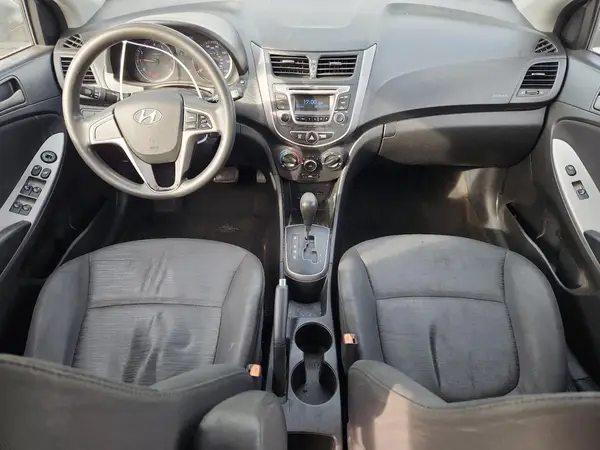 KMHCT5AE0HU312928 2017 HYUNDAI ACCENT - Image 8