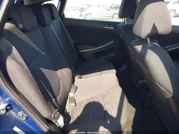 KMHCT5AE0HU313013 2017 HYUNDAI ACCENT - Image 8