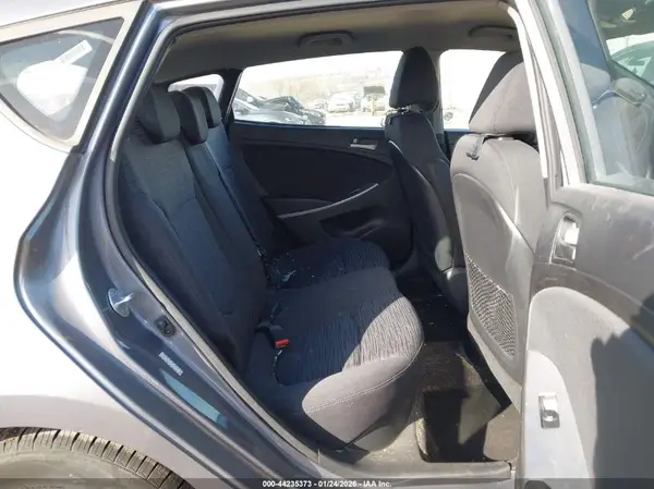 KMHCT5AE0HU313173 2017 HYUNDAI ACCENT - Image 8