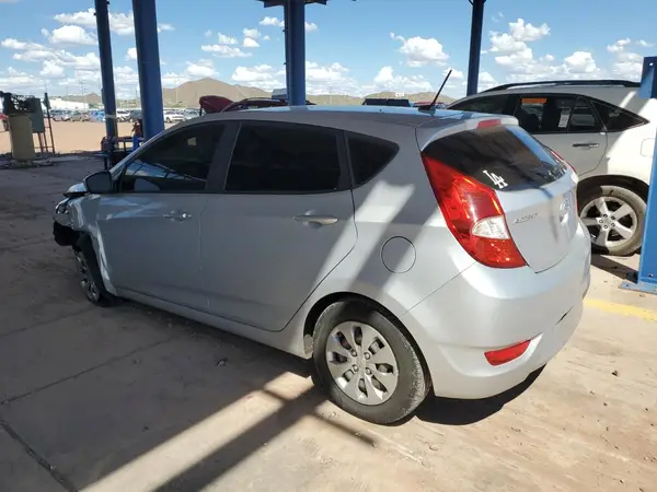 KMHCT5AE0HU316896 2017 HYUNDAI ACCENT - Image 2