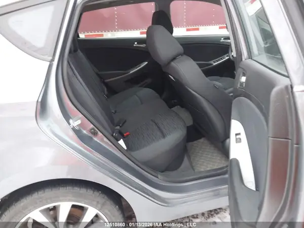 KMHCT5AE0HU317224 2017 HYUNDAI ACCENT - Image 8