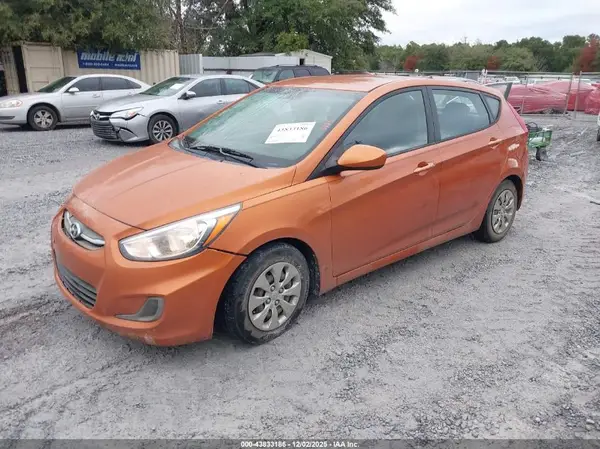 KMHCT5AE0HU317367 2017 HYUNDAI ACCENT - Image 2