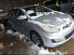 KMHCT5AE0HU317420 2017 HYUNDAI ACCENT