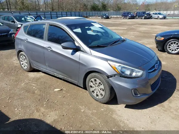 KMHCT5AE0HU320057 2017 HYUNDAI ACCENT - Image 1