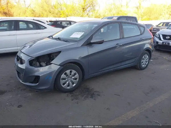 KMHCT5AE0HU321550 2017 HYUNDAI ACCENT - Image 2