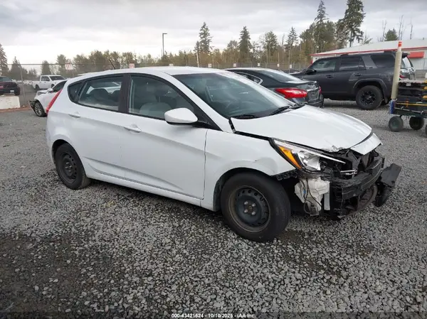 KMHCT5AE0HU324058 2017 HYUNDAI ACCENT - Image 1