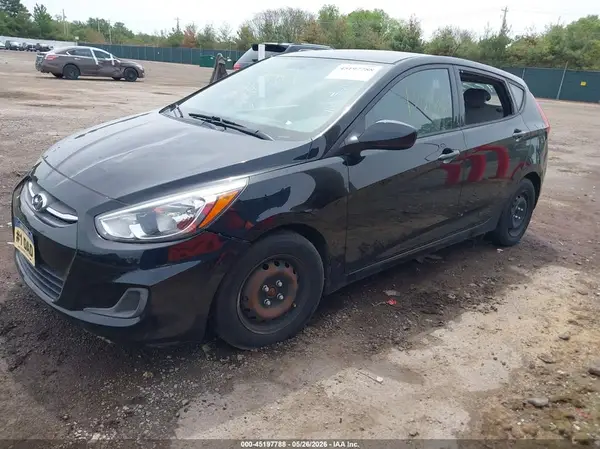 KMHCT5AE0HU336064 2017 HYUNDAI ACCENT - Image 2