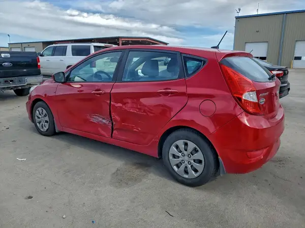 KMHCT5AE0HU348926 2017 HYUNDAI ACCENT - Image 2