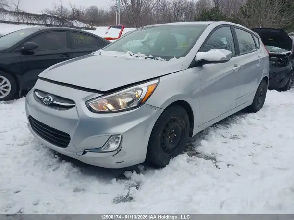 KMHCT5AE0HU351387 2017 HYUNDAI ACCENT - Image 2