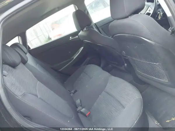 KMHCT5AE0HU354886 2017 HYUNDAI ACCENT - Image 8