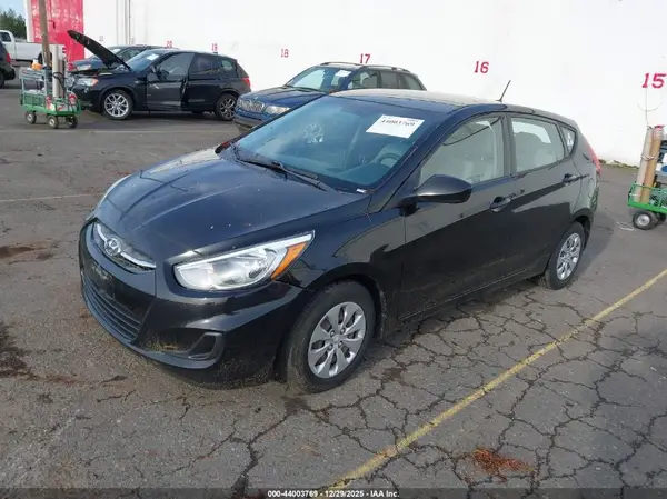 KMHCT5AE0HU359313 2017 HYUNDAI ACCENT - Image 2