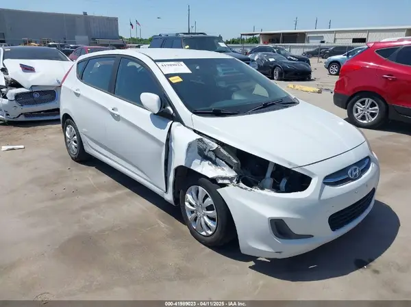 KMHCT5AE0HU365659 2017 HYUNDAI ACCENT - Image 1