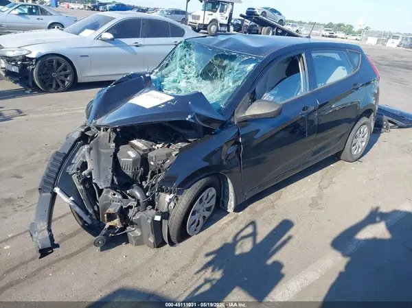 KMHCT5AE1GU236957 2016 HYUNDAI ACCENT - Image 2