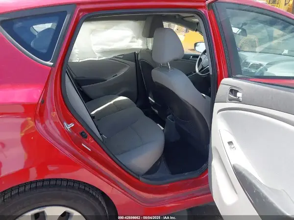 KMHCT5AE1GU238465 2016 HYUNDAI ACCENT - Image 8