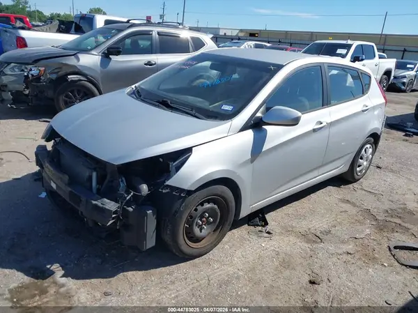 KMHCT5AE1GU242869 2016 HYUNDAI ACCENT - Image 2