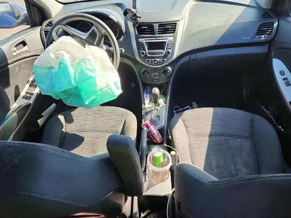 KMHCT5AE1GU243164 2016 HYUNDAI ACCENT - Image 8