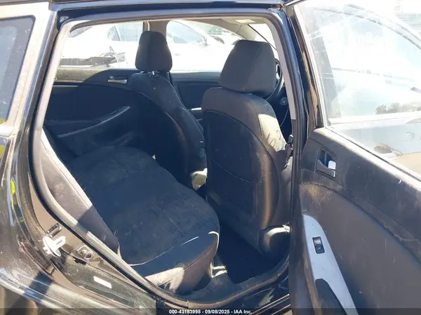 KMHCT5AE1GU244265 2016 HYUNDAI ACCENT - Image 8
