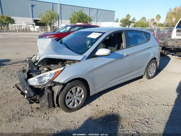KMHCT5AE1GU251345 2016 HYUNDAI ACCENT - Image 2
