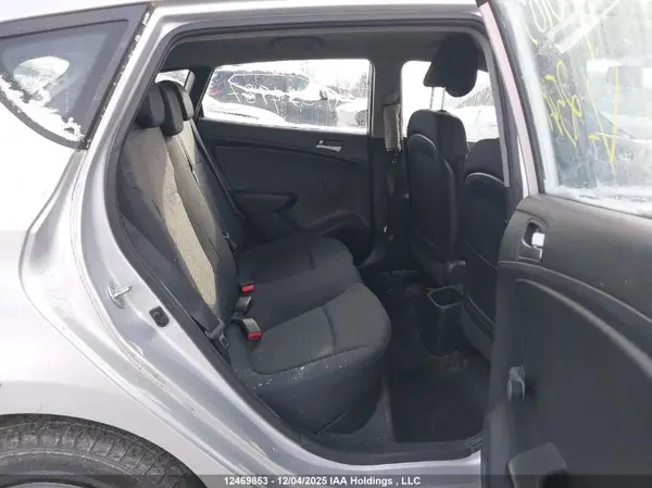 KMHCT5AE1GU254987 2016 HYUNDAI ACCENT - Image 8