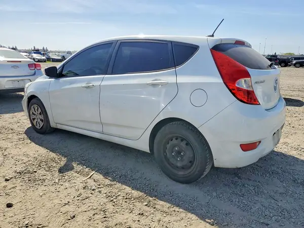 KMHCT5AE1GU262183 2016 HYUNDAI ACCENT - Image 2