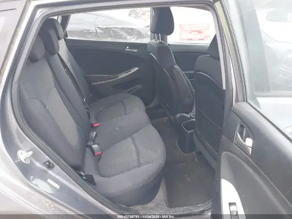 KMHCT5AE1GU266508 2016 HYUNDAI ACCENT - Image 8