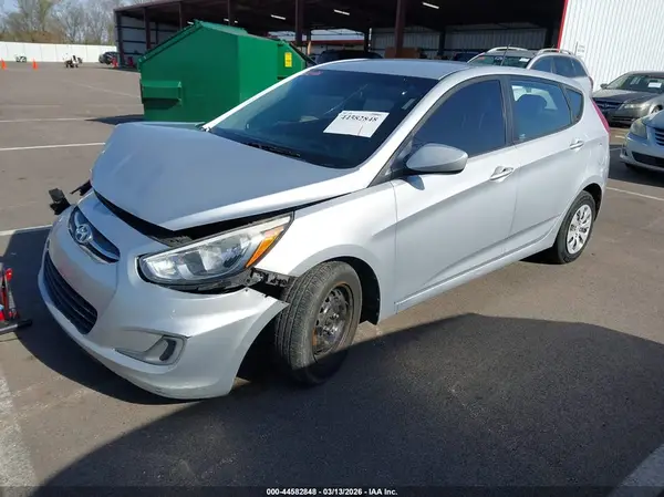 KMHCT5AE1GU267464 2016 HYUNDAI ACCENT - Image 2