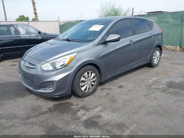 KMHCT5AE1GU285866 2016 HYUNDAI ACCENT - Image 2
