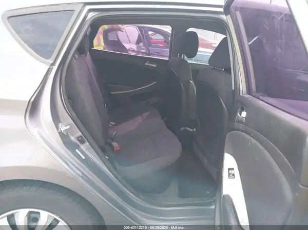 KMHCT5AE1GU285866 2016 HYUNDAI ACCENT - Image 8