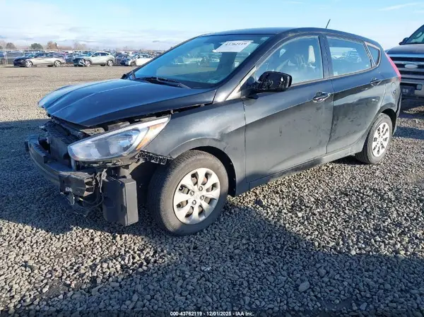 KMHCT5AE1GU287035 2016 HYUNDAI ACCENT - Image 2