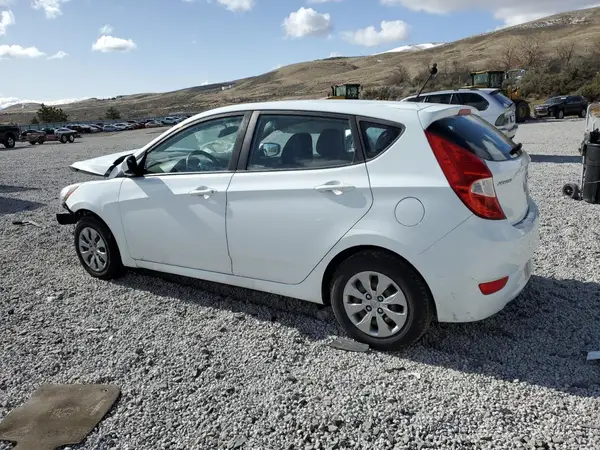 KMHCT5AE1HU300741 2017 HYUNDAI ACCENT - Image 2
