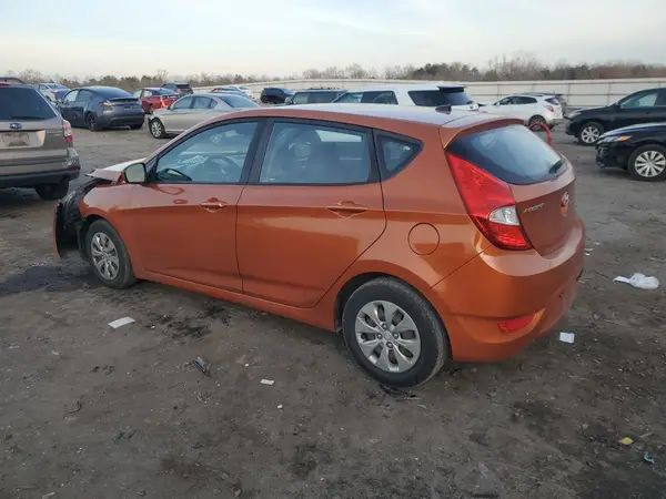 KMHCT5AE1HU326529 2017 HYUNDAI ACCENT - Image 2