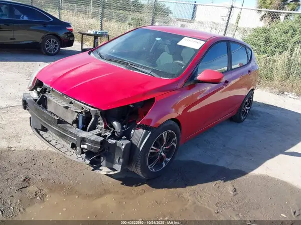 KMHCT5AE1HU334274 2017 HYUNDAI ACCENT - Image 2