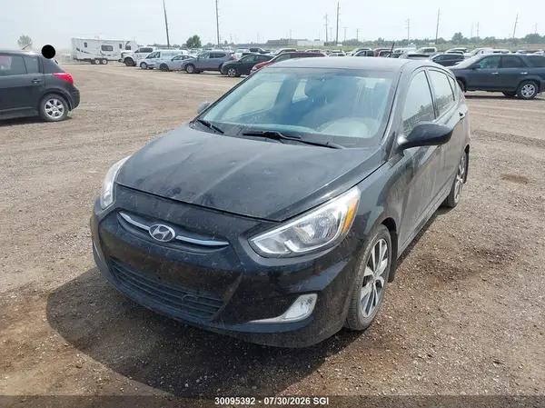 KMHCT5AE1HU340026 2017 HYUNDAI ACCENT - Image 2