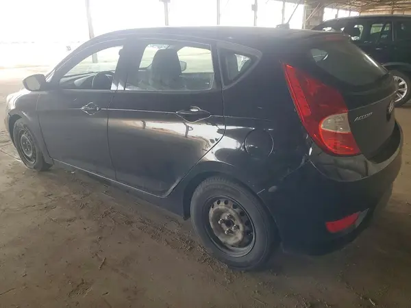 KMHCT5AE1HU353942 2017 HYUNDAI ACCENT - Image 2
