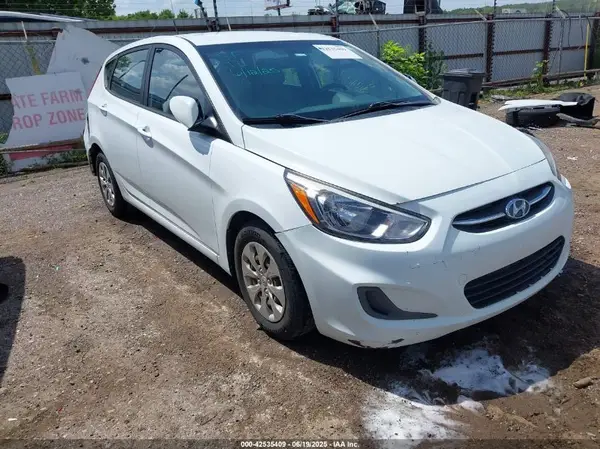 KMHCT5AE2GU247143 2016 HYUNDAI ACCENT - Image 1