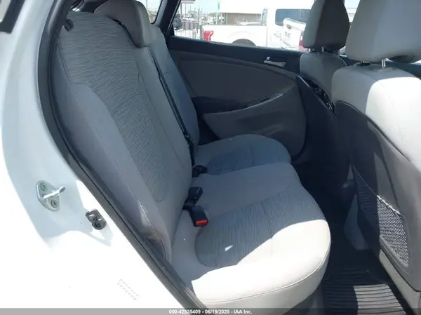 KMHCT5AE2GU247143 2016 HYUNDAI ACCENT - Image 8