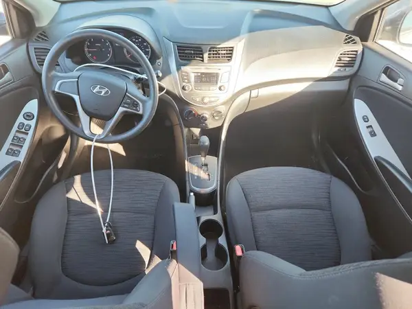 KMHCT5AE2GU255484 2016 HYUNDAI ACCENT - Image 8