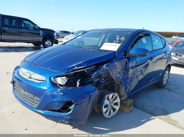 KMHCT5AE2GU260071 2016 HYUNDAI ACCENT - Image 2