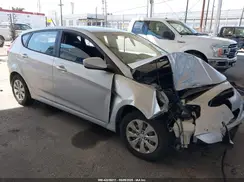 KMHCT5AE2GU260801 2016 HYUNDAI ACCENT