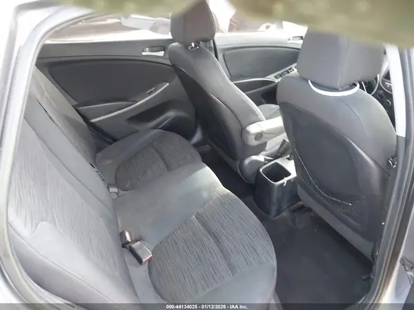 KMHCT5AE2GU267828 2016 HYUNDAI ACCENT - Image 8