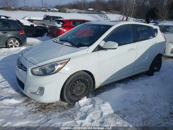 KMHCT5AE2GU269501 2016 HYUNDAI ACCENT - Image 2
