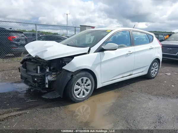 KMHCT5AE2GU276335 2016 HYUNDAI ACCENT - Image 2